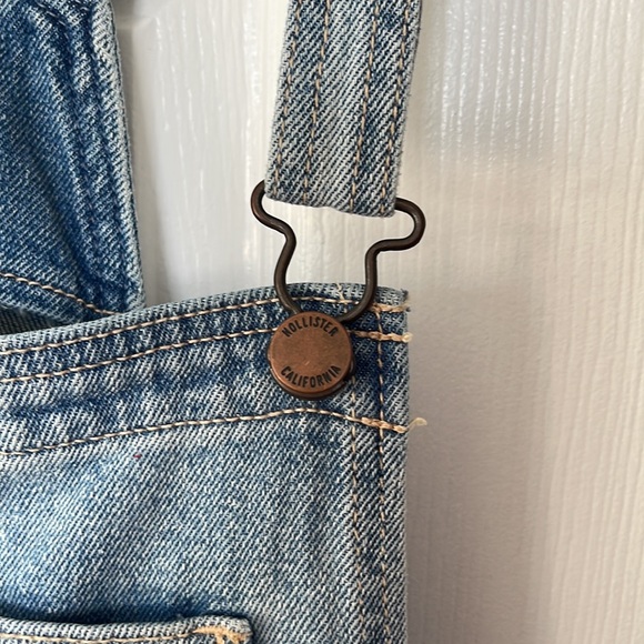 High-Rise Mom Short Overall - Picture 3 of 7